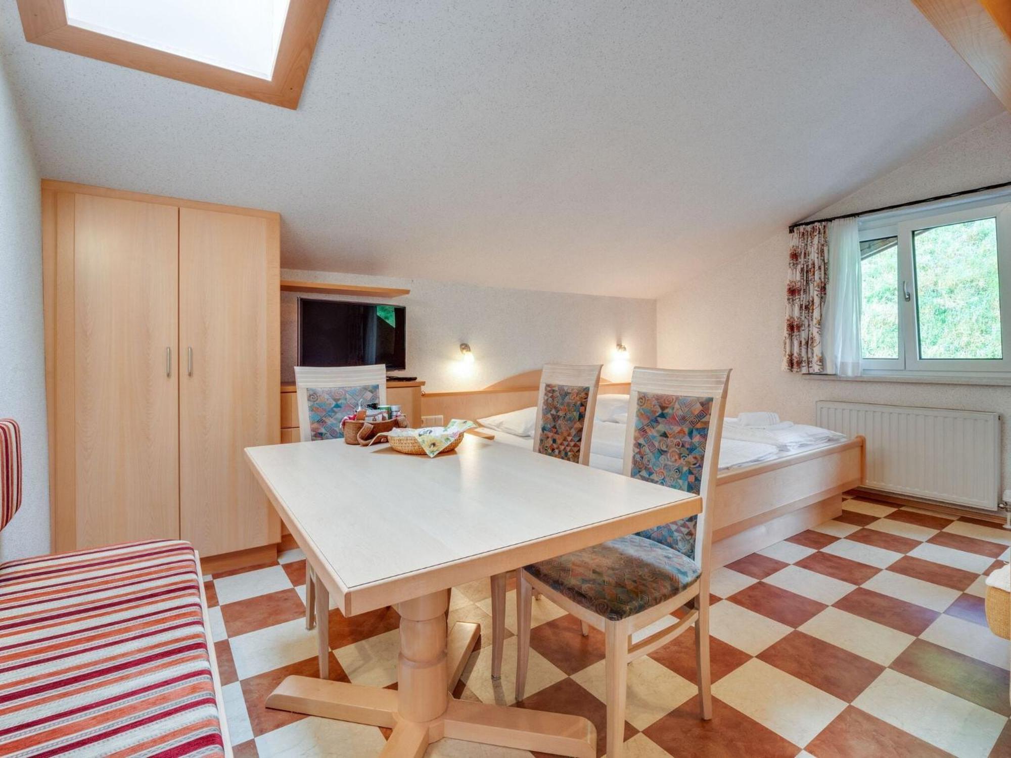 Beautiful Apartment In Zell Am See Near Ski Area ภายนอก รูปภาพ