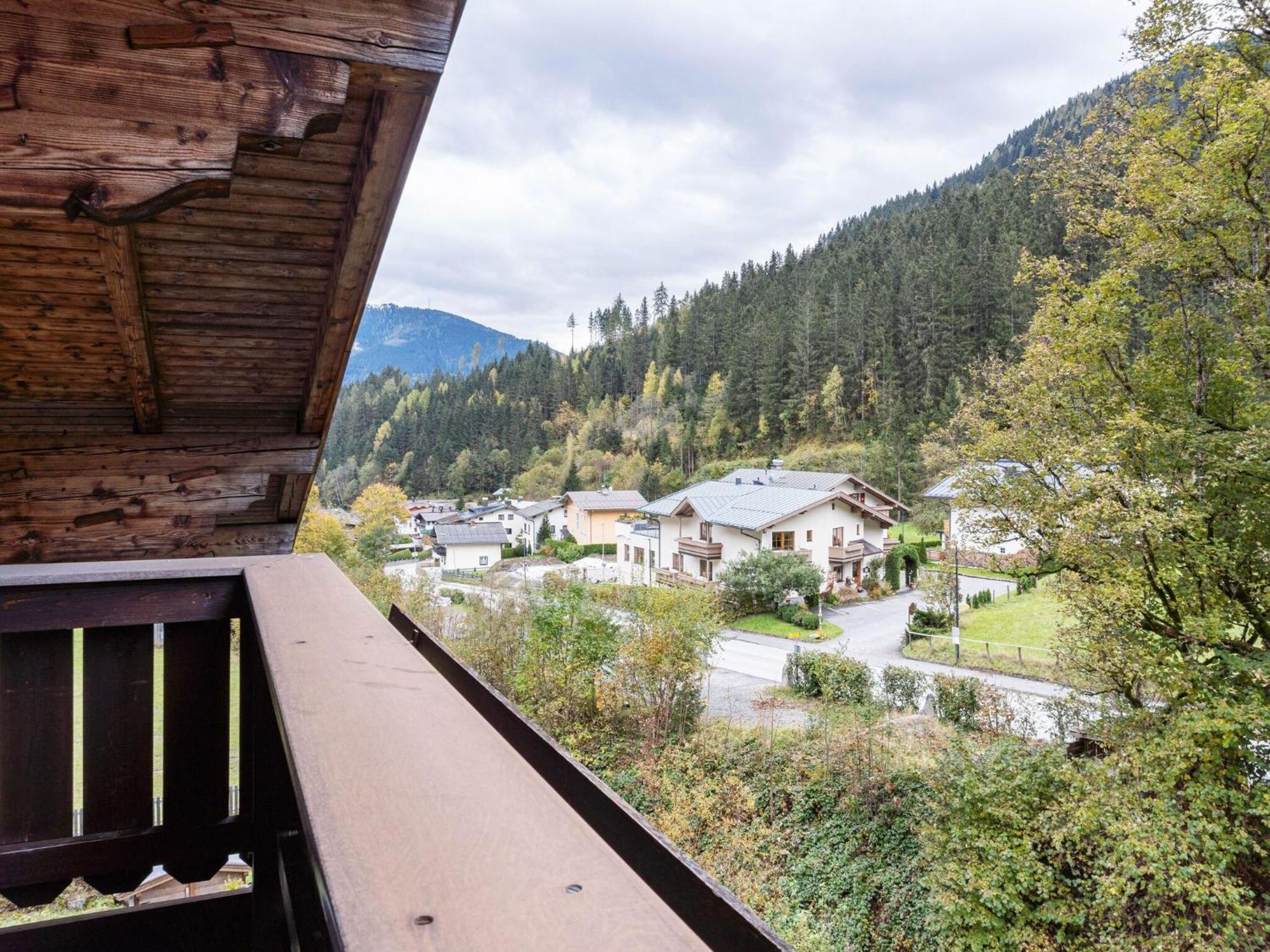 Beautiful Apartment In Zell Am See Near Ski Area ภายนอก รูปภาพ